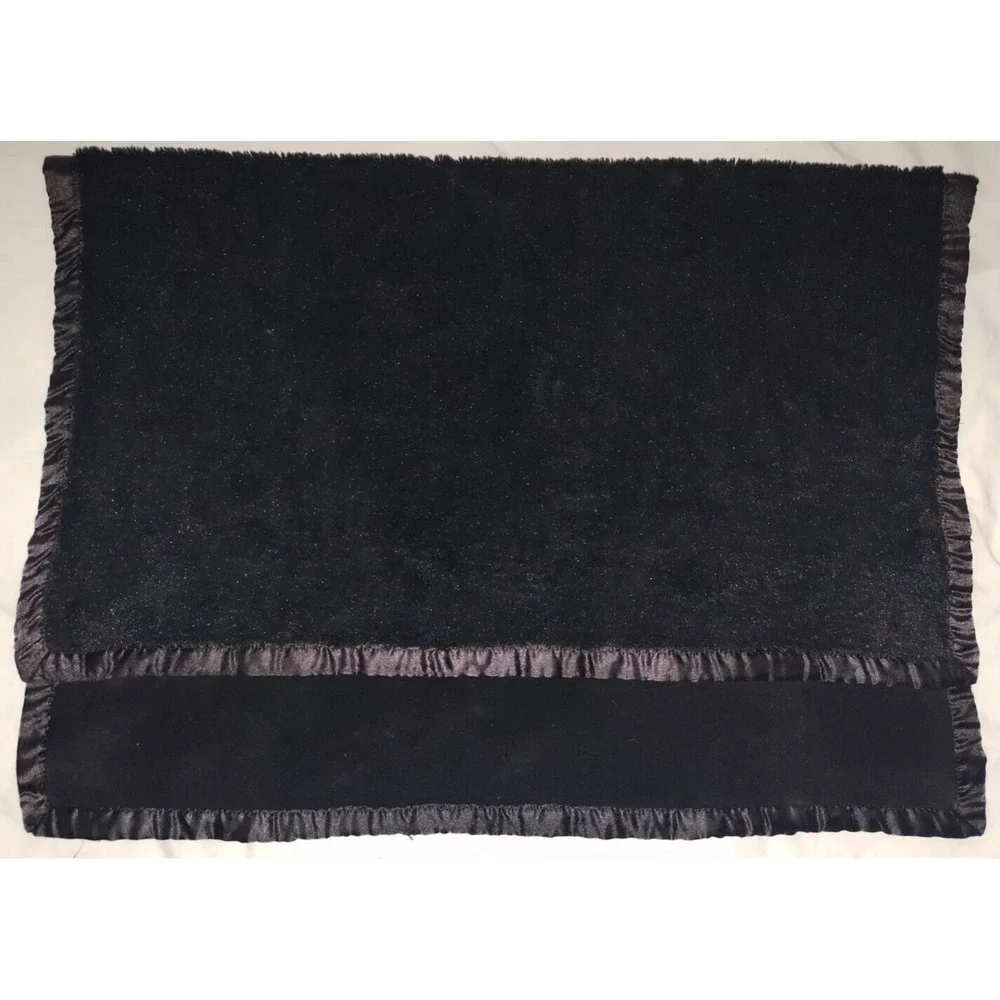 Cherokee solid black